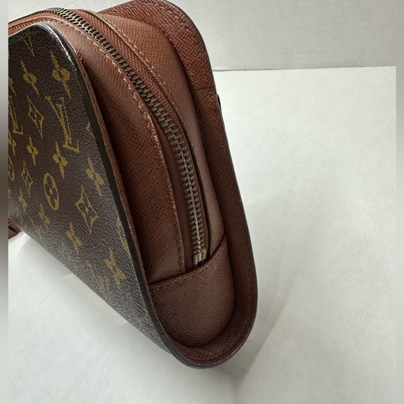 Authentic Louis Vuitton Monogram Orsay Clutch w/COA - Picture 5 of 11